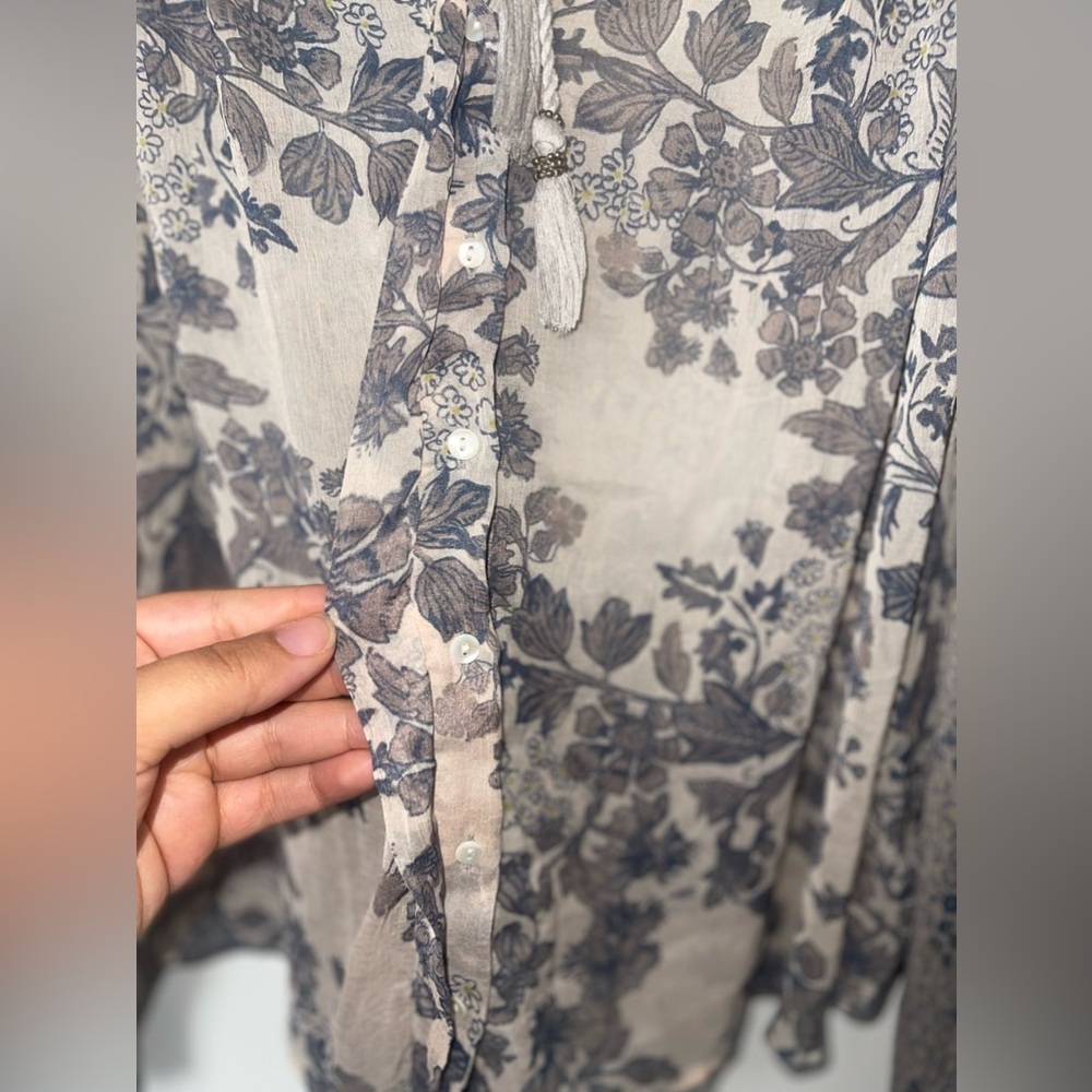 Free People Hendrix Sheer contrast print button down blouse bohemian peasant M - Picture 6 of 8